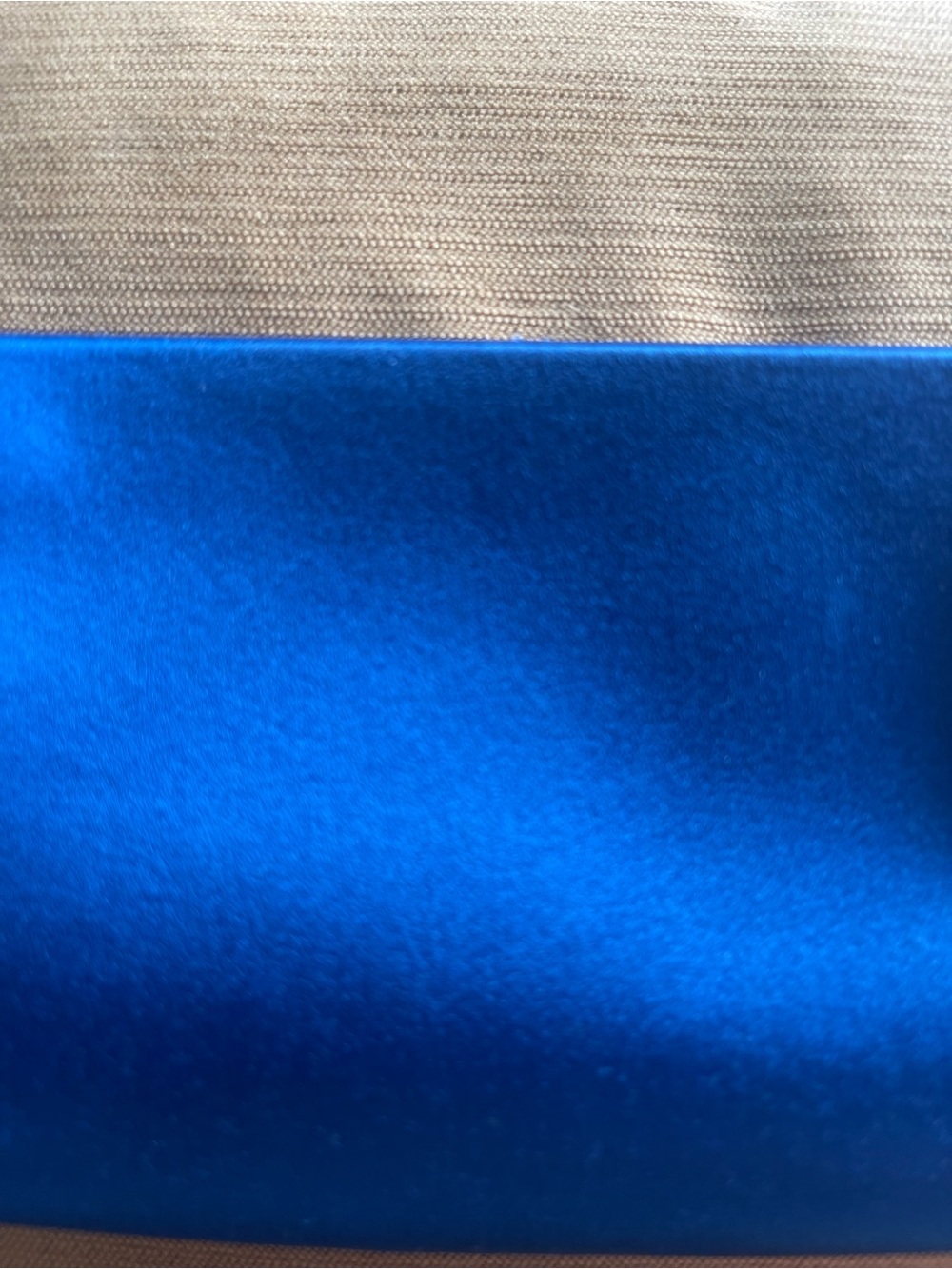 LIKE NEW ROGER VIVIER ROYAL BLUE SATIN CRYSTAL ELONGATED TUBE PILGRIM CLUTCH - Picture 4 of 13